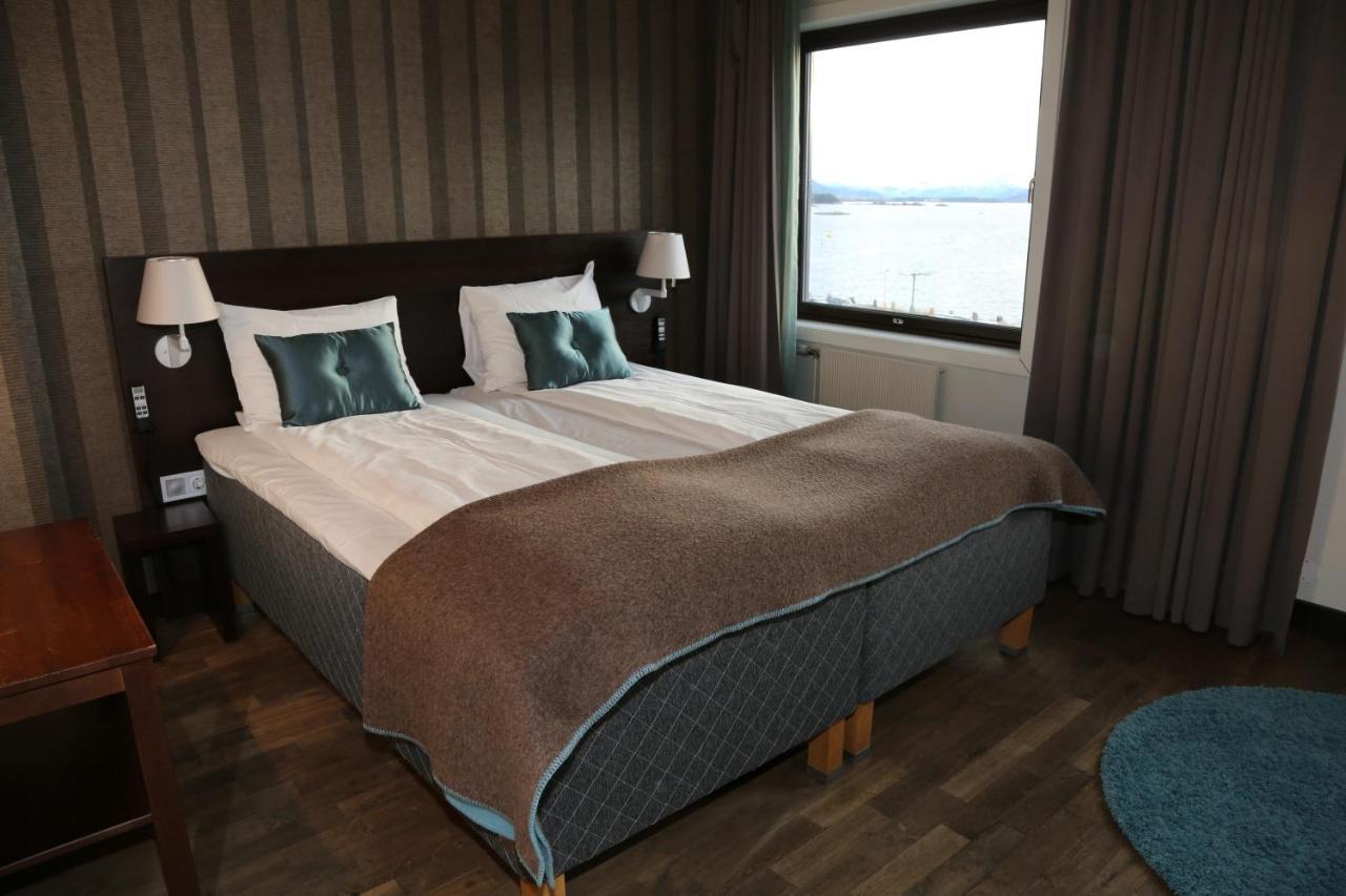Hotel Four Monkeys Ålesund Zewnętrze zdjęcie