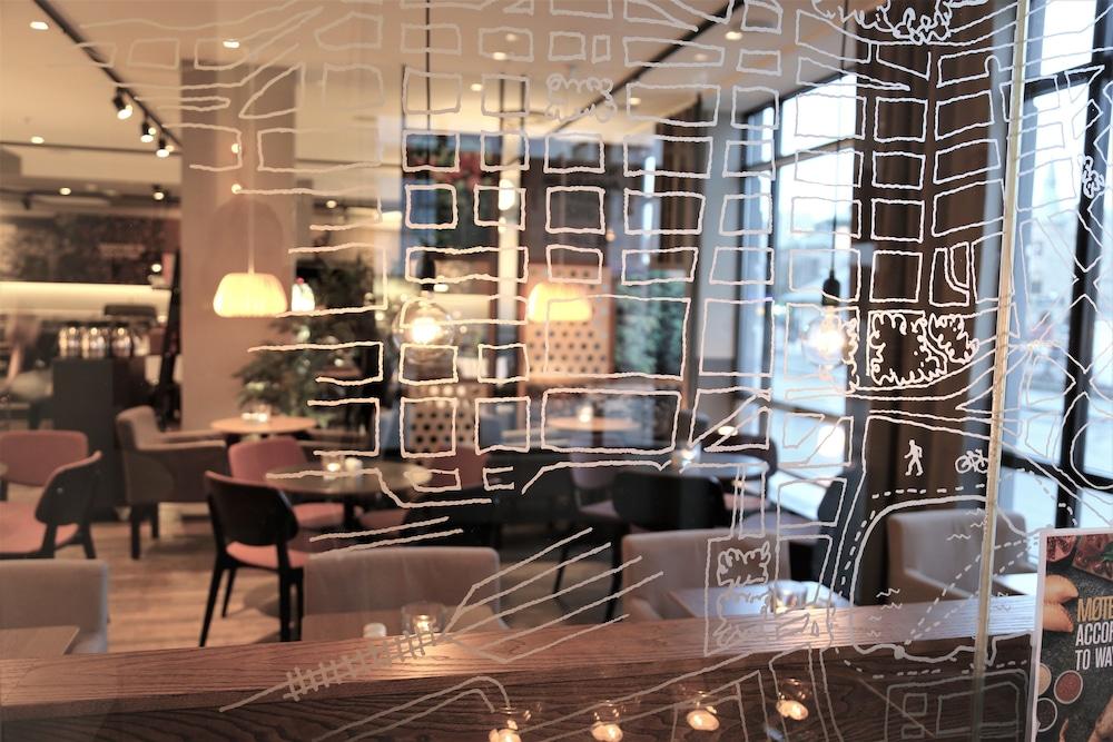 Hotel Four Monkeys Ålesund Zewnętrze zdjęcie