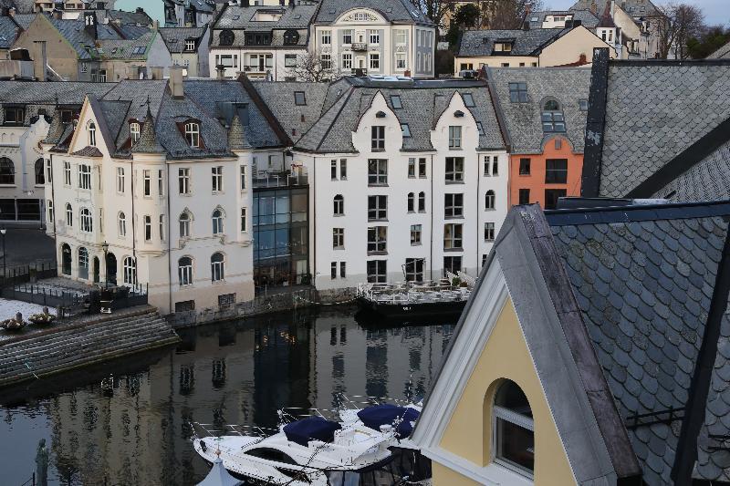Hotel Four Monkeys Ålesund Zewnętrze zdjęcie