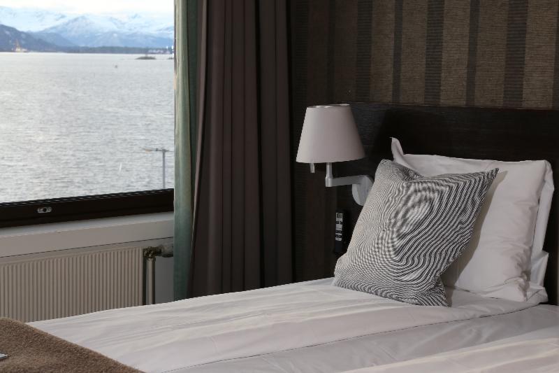 Hotel Four Monkeys Ålesund Zewnętrze zdjęcie